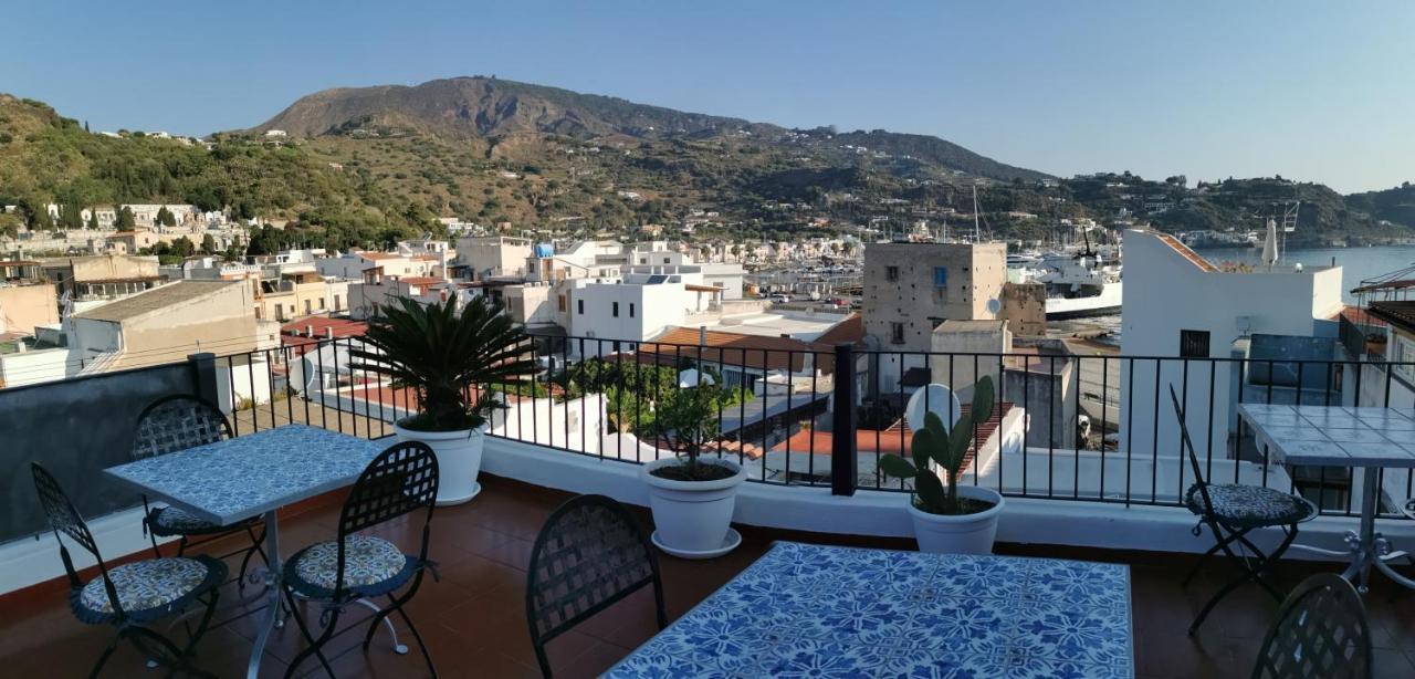 Lo Nardo Accommodation Lipari  Exteriér fotografie