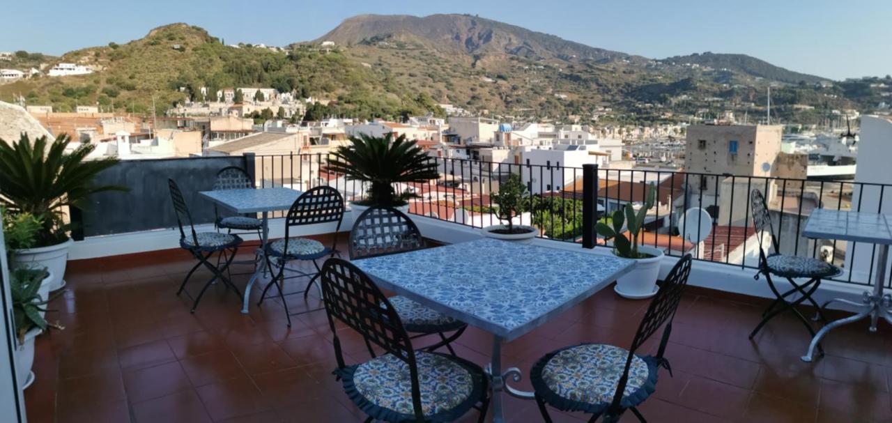 Lo Nardo Accommodation Lipari  Exteriér fotografie
