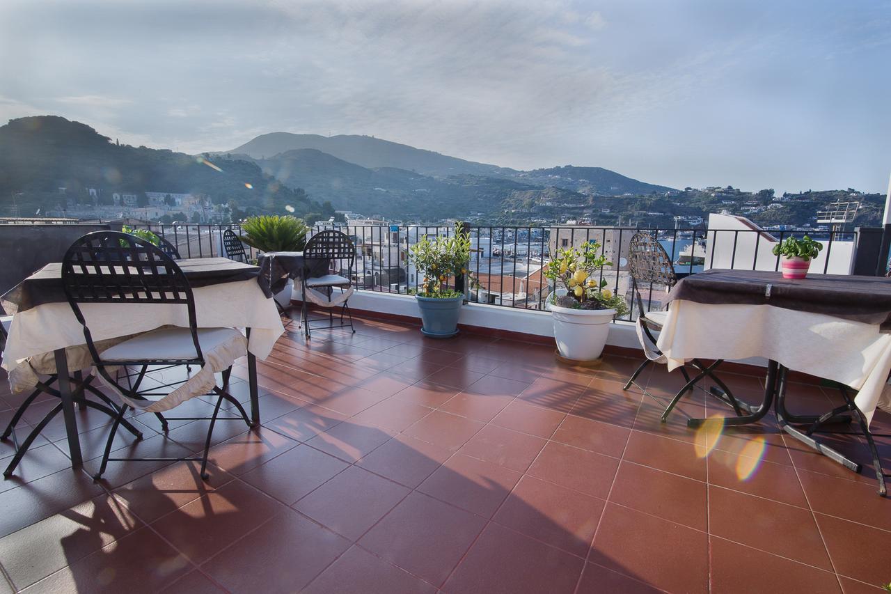 Lo Nardo Accommodation Lipari  Exteriér fotografie